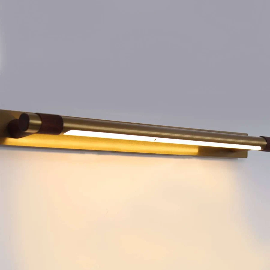 Classic Gold Finish Metal Picture Light - Image 3